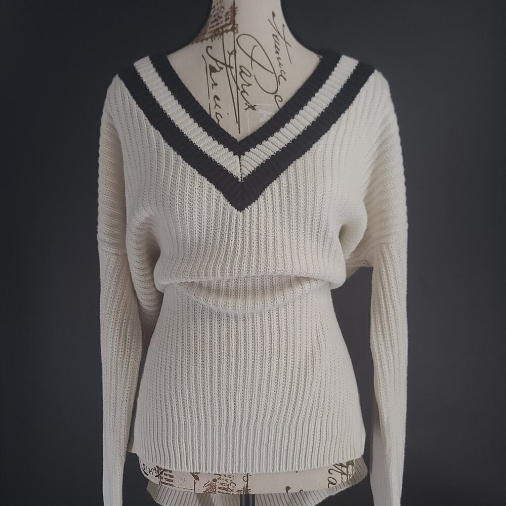 JW Style Cable knit Preppy ladies oversized sweater white&black Size Med Coastal - Picture 2 of 11